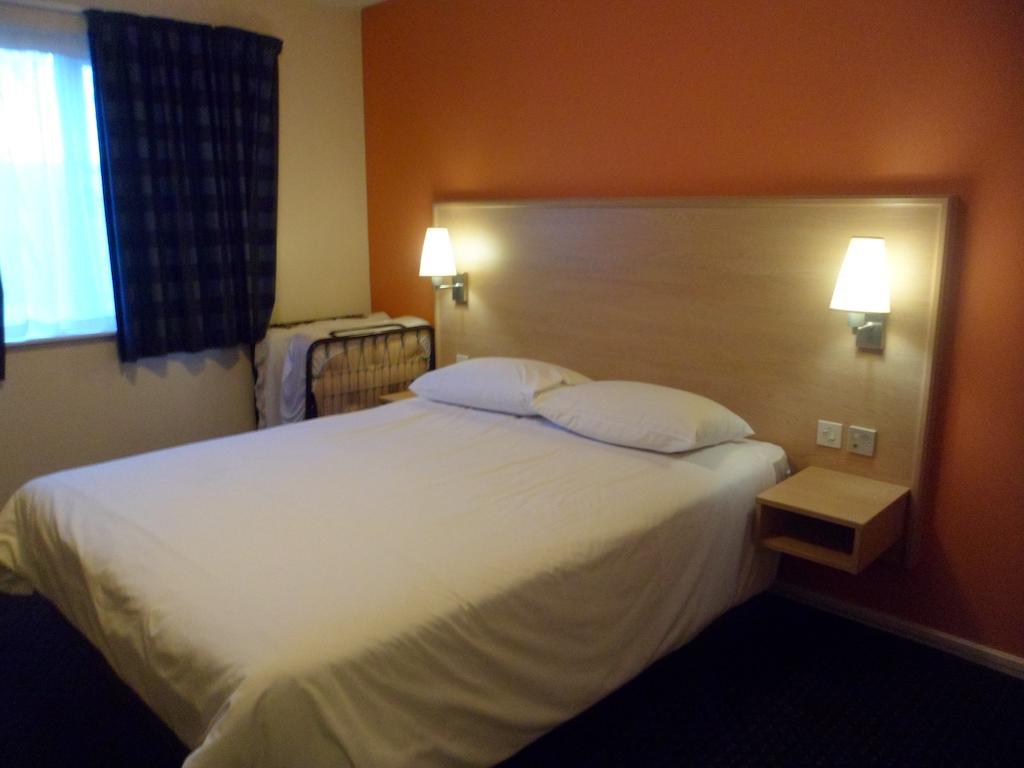 Metro Inns Huddersfield Chambre photo